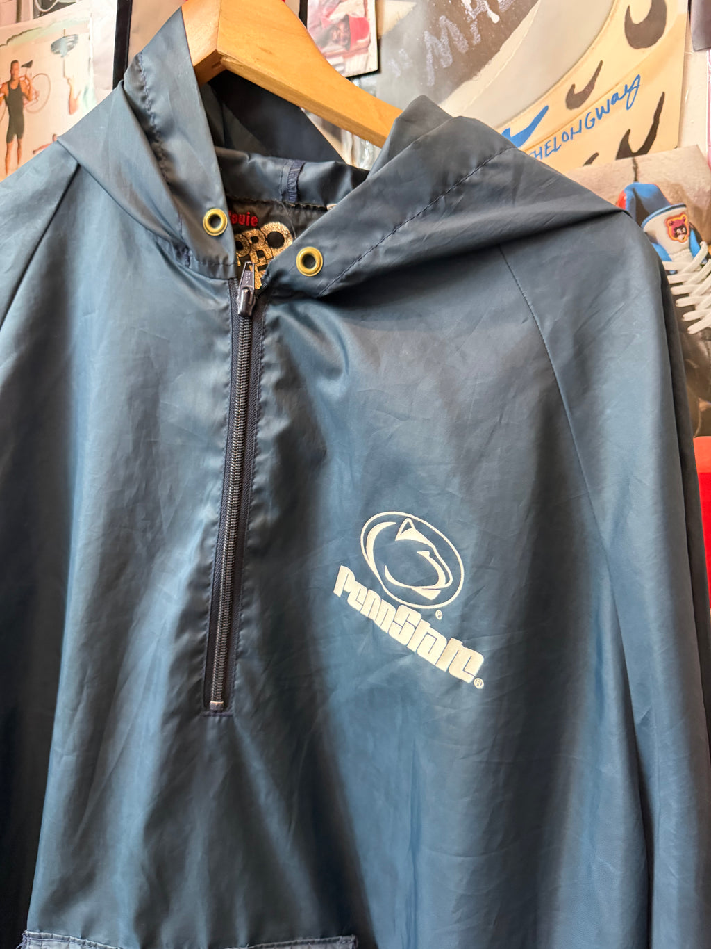 Vintage Penn state wind breaker