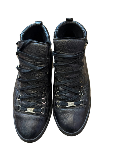 Aera Balenciaga