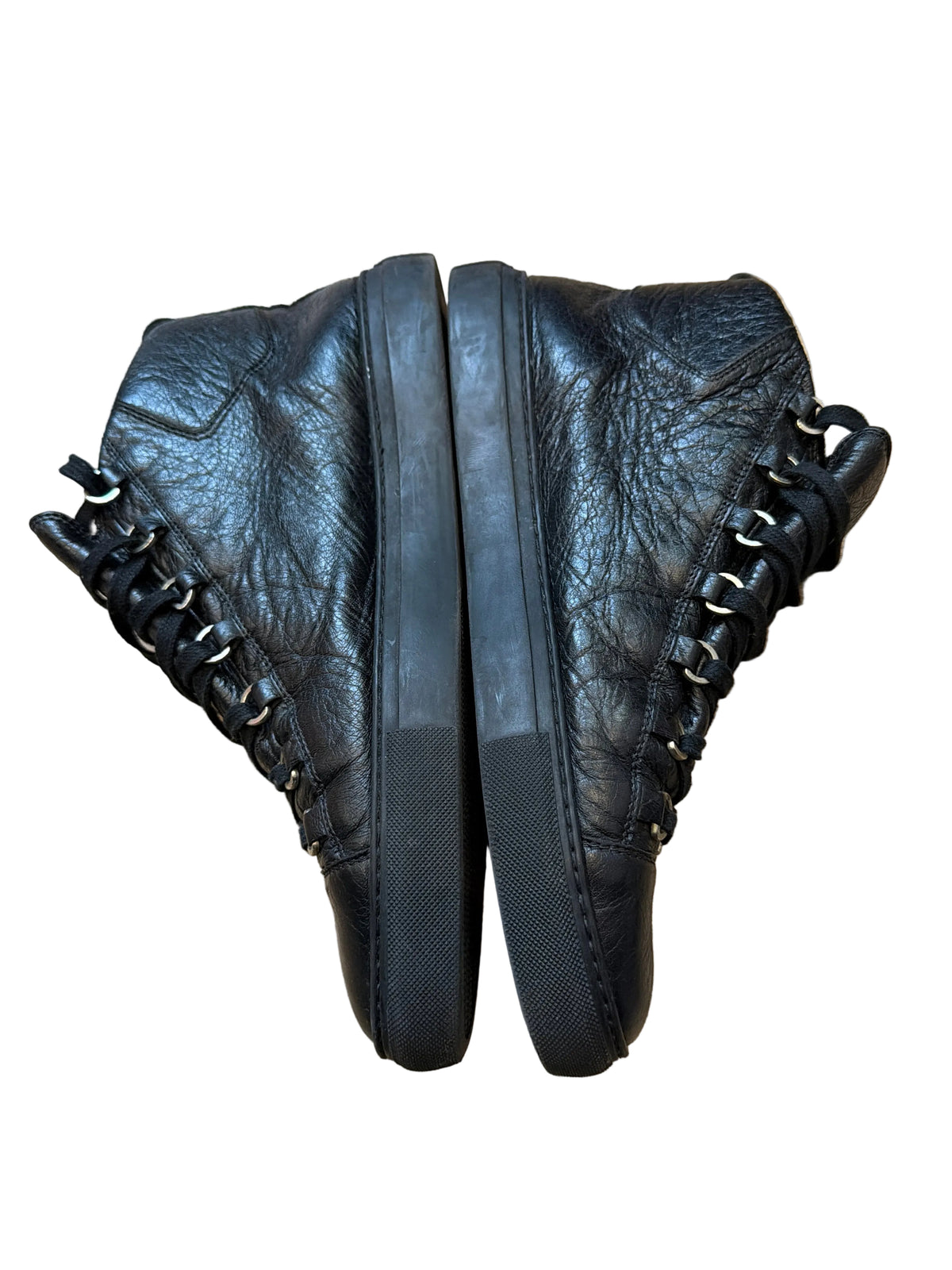 Aera Balenciaga