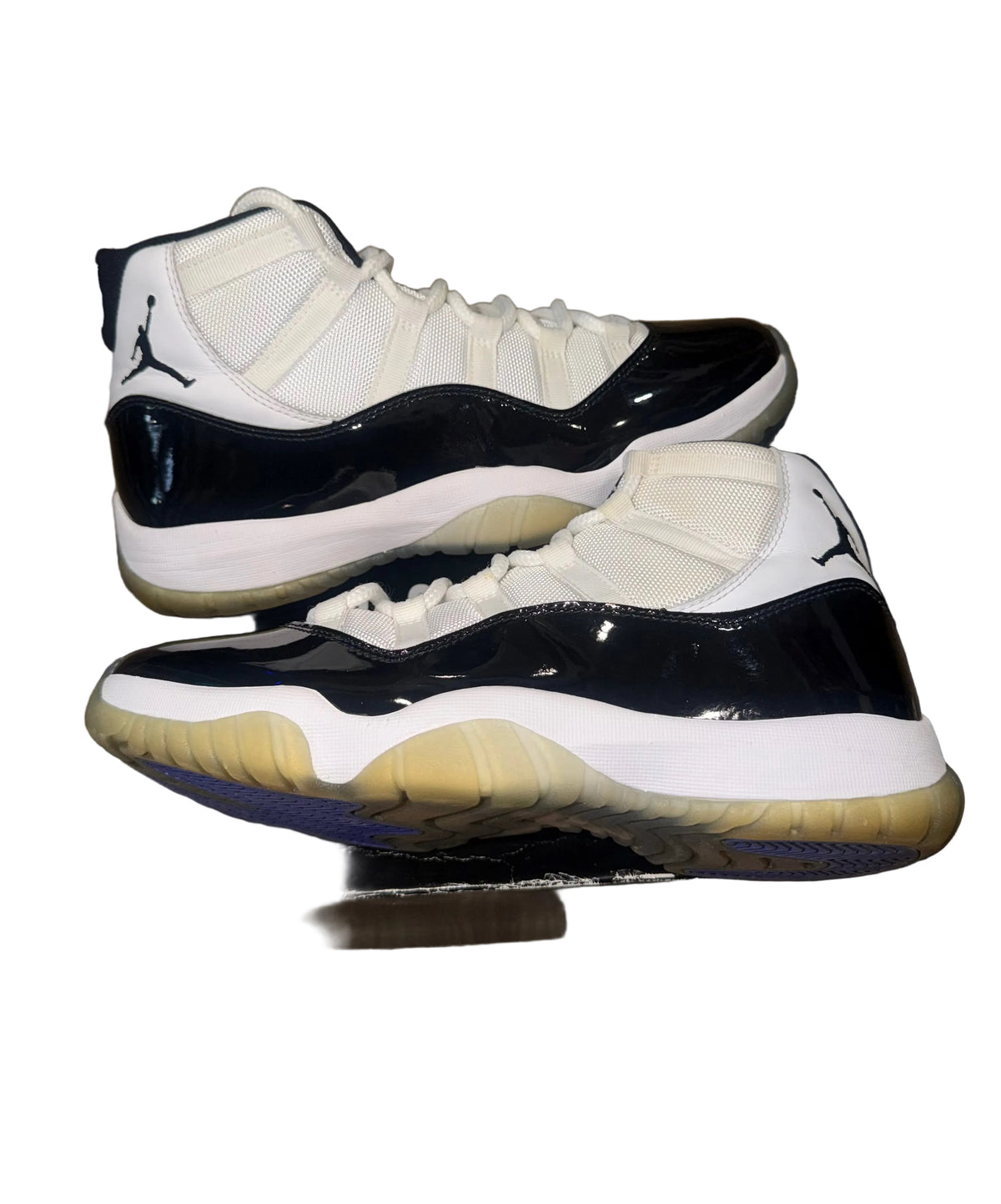 Air Jordan 11 concord