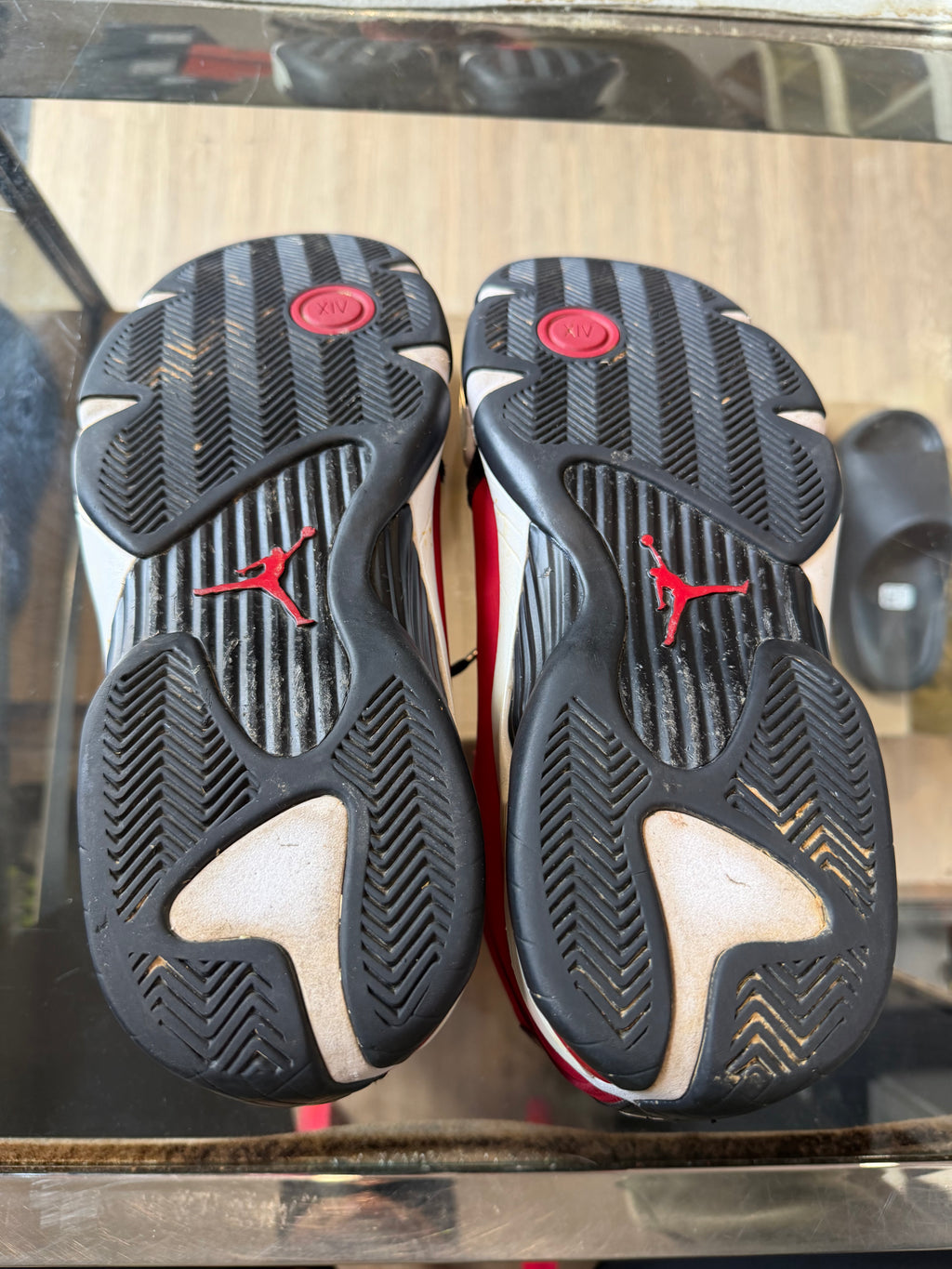 AJ 14 Gym red