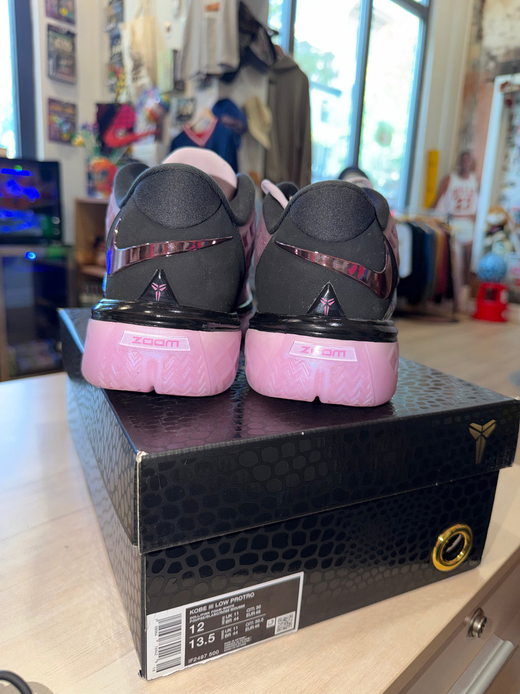 KOBE 111 LOW PROTRO “PINK QUARTZ”