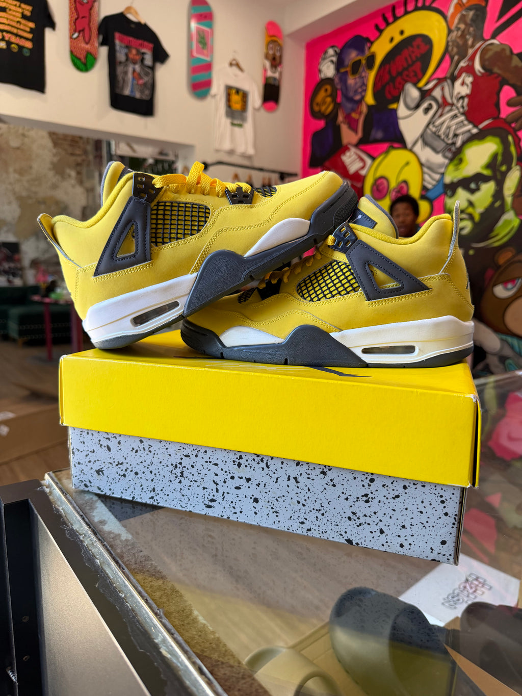 Air Jordan 4 lighting GS