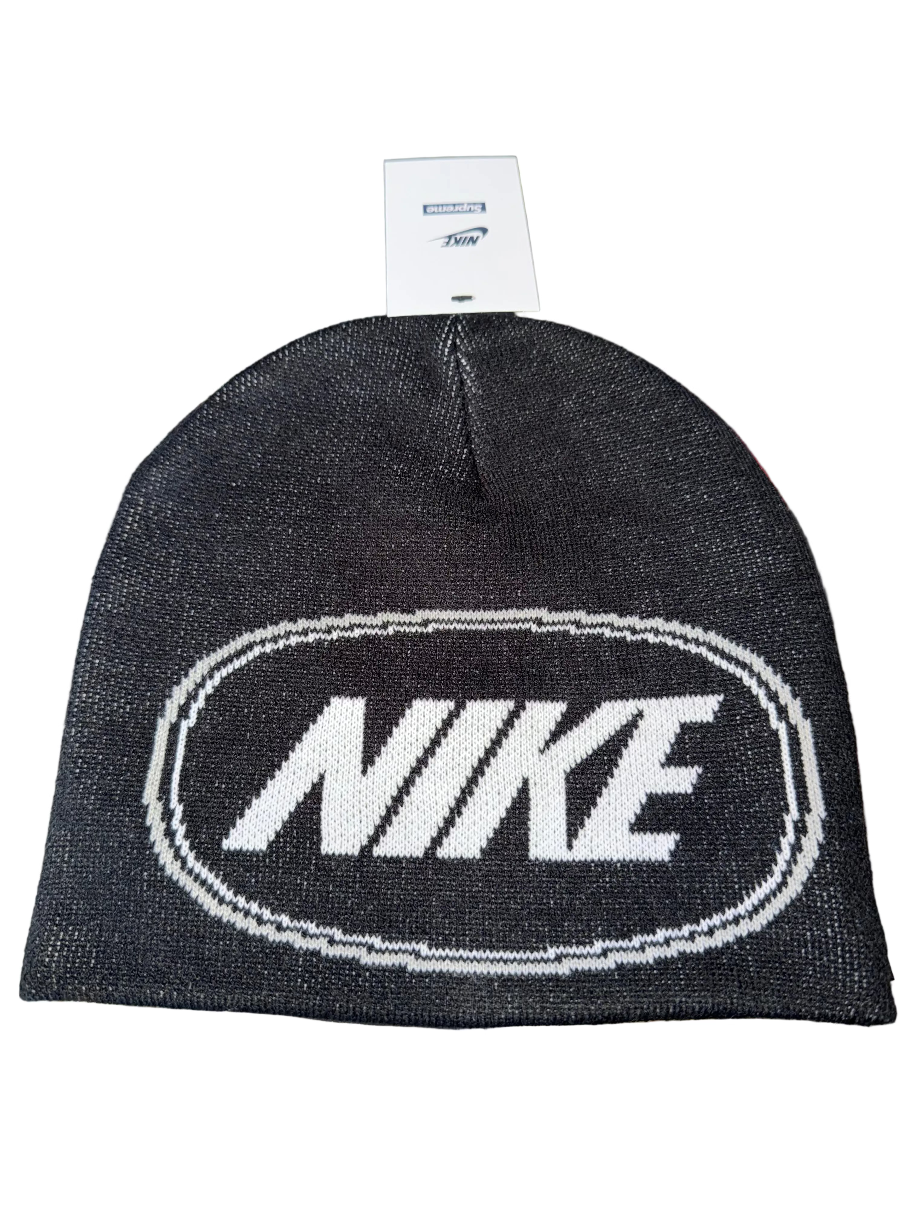 Supreme X Nike beanie DS/NEW