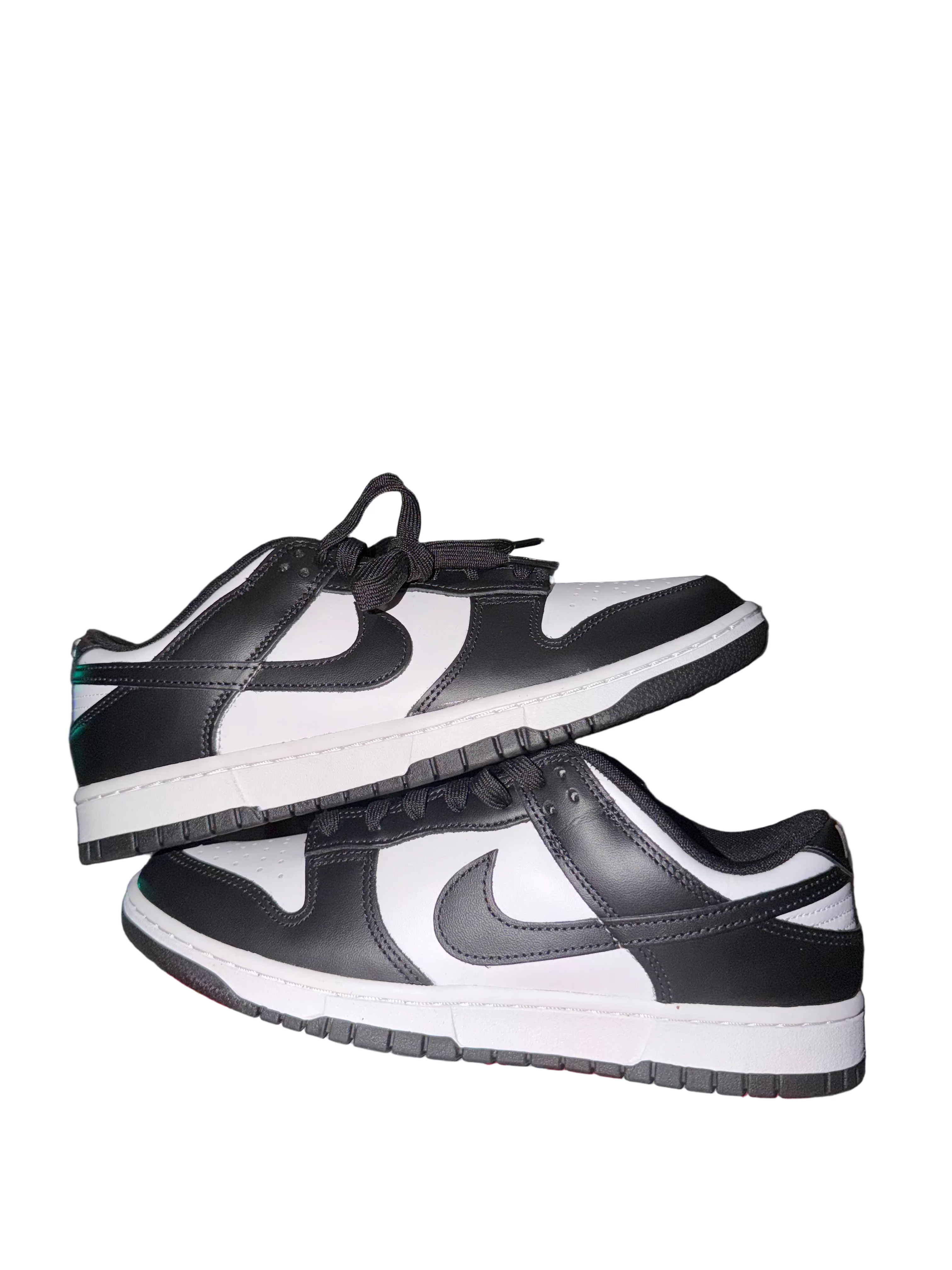 Nike dunk low “panda” DS/NEW