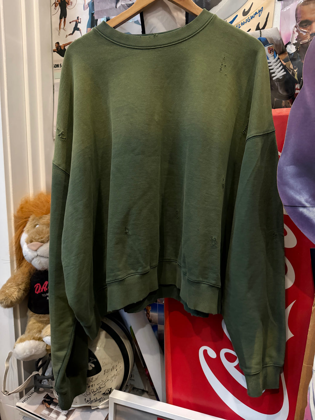 Rasberry crew neck