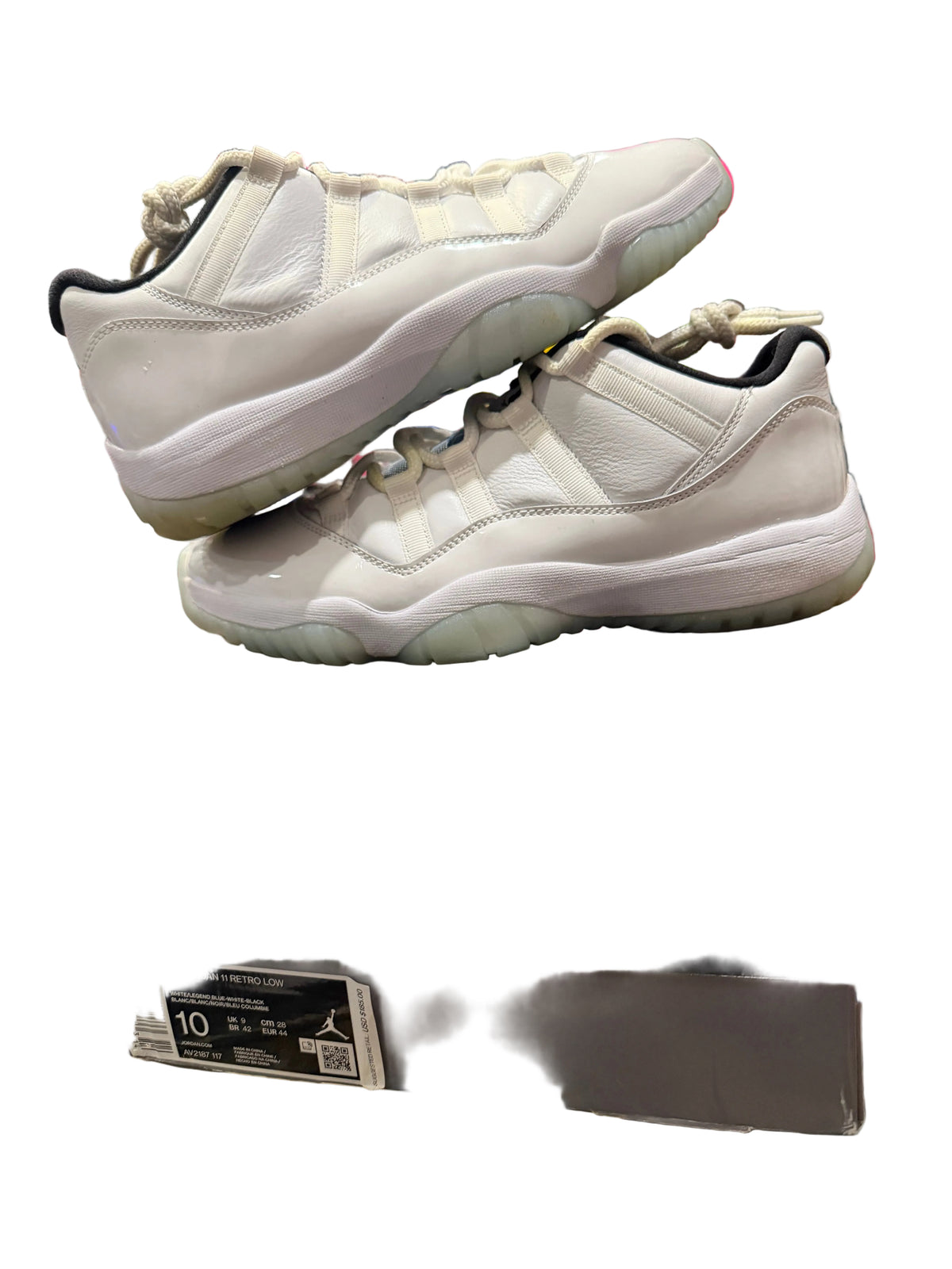 Air Jordan 11 legend blue